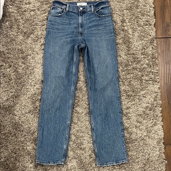 Abercrombie & Fitch Denim - Abercrombie & Fitch Womens The 90 Straight Ultra High Rise Jean